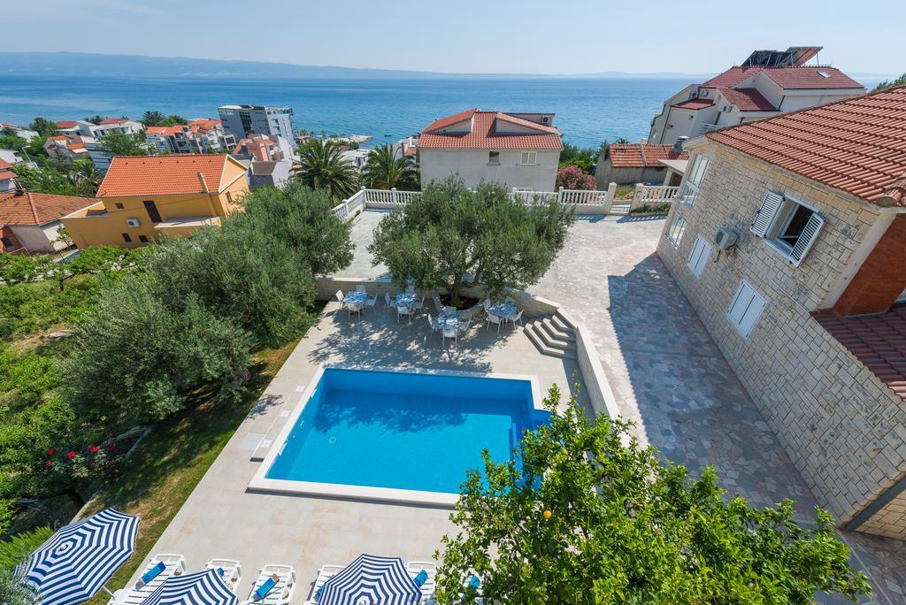 Villa Tomasovic With Pool In Podstrana Exterior photo